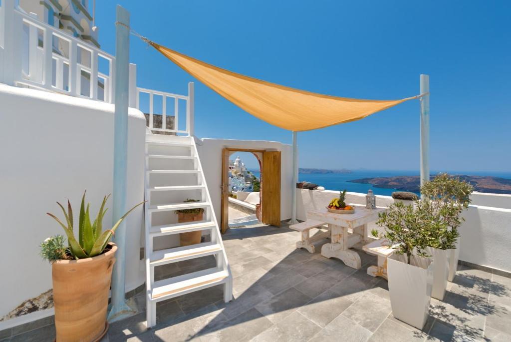 Fira White Residence ภายนอก รูปภาพ