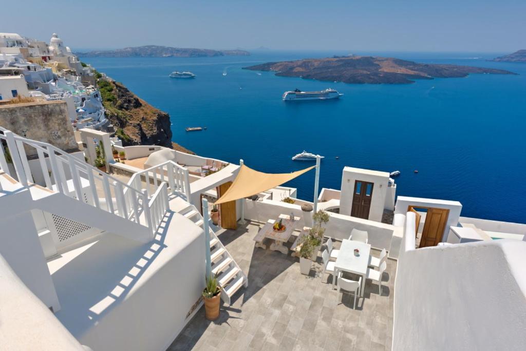 Fira White Residence ภายนอก รูปภาพ